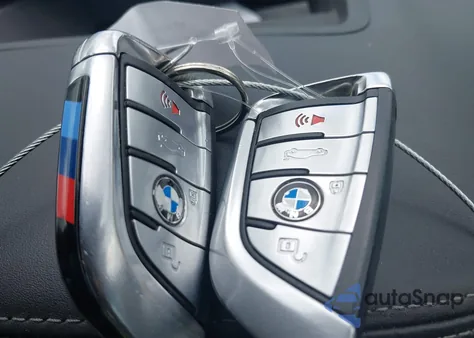 2017 BMW 740I из США, поврежденный, VIN WBA7E2C38HG741062